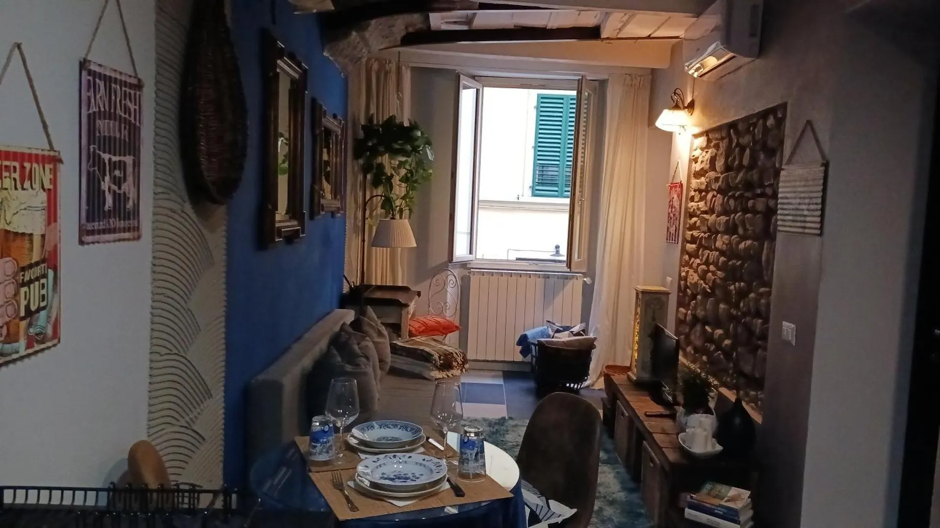 Pergola 2 Apartment Florence